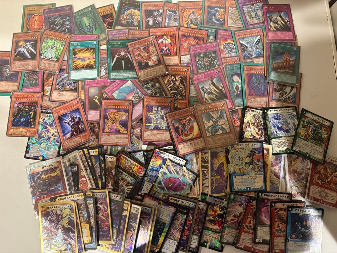 遊戯王　デュエル・マスターズ他引退品