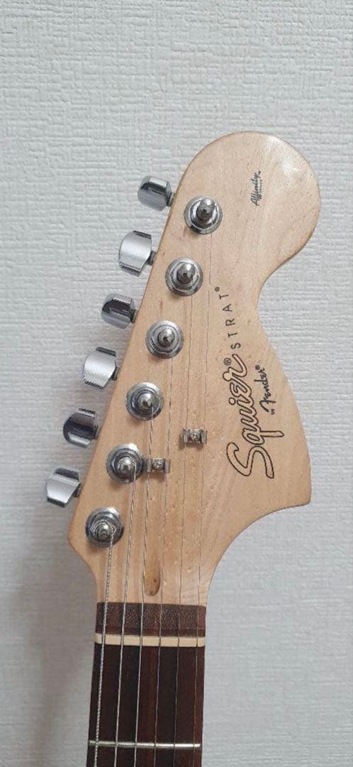 【限定カラー】SQUIER Stratocaster fender