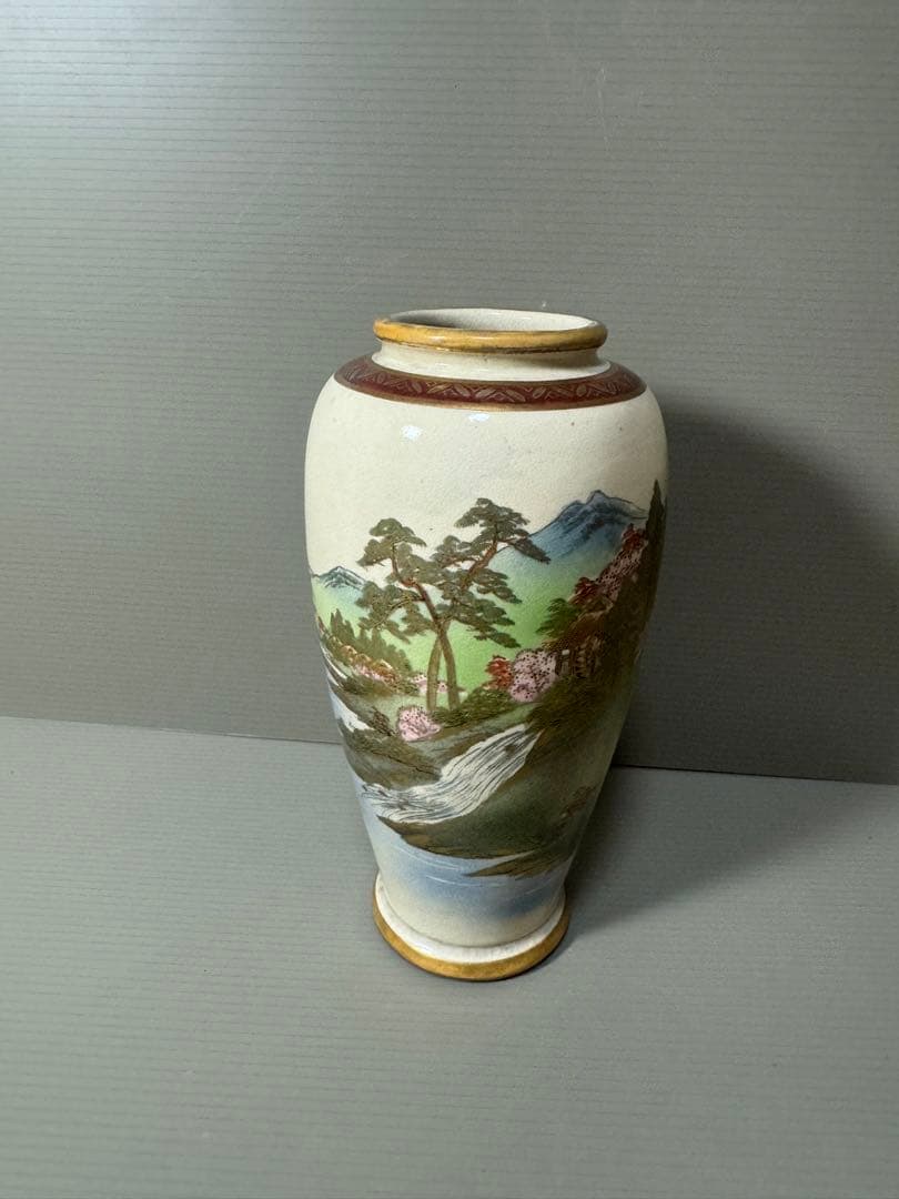 2119 九谷焼　旭山窯　山水図　花瓶