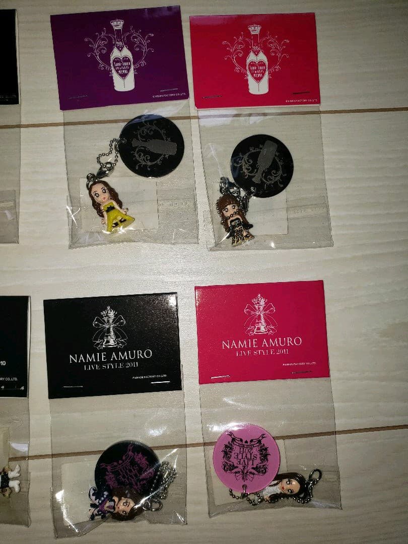 安室奈美恵  ライブグッズ  フィギュアストラップ
