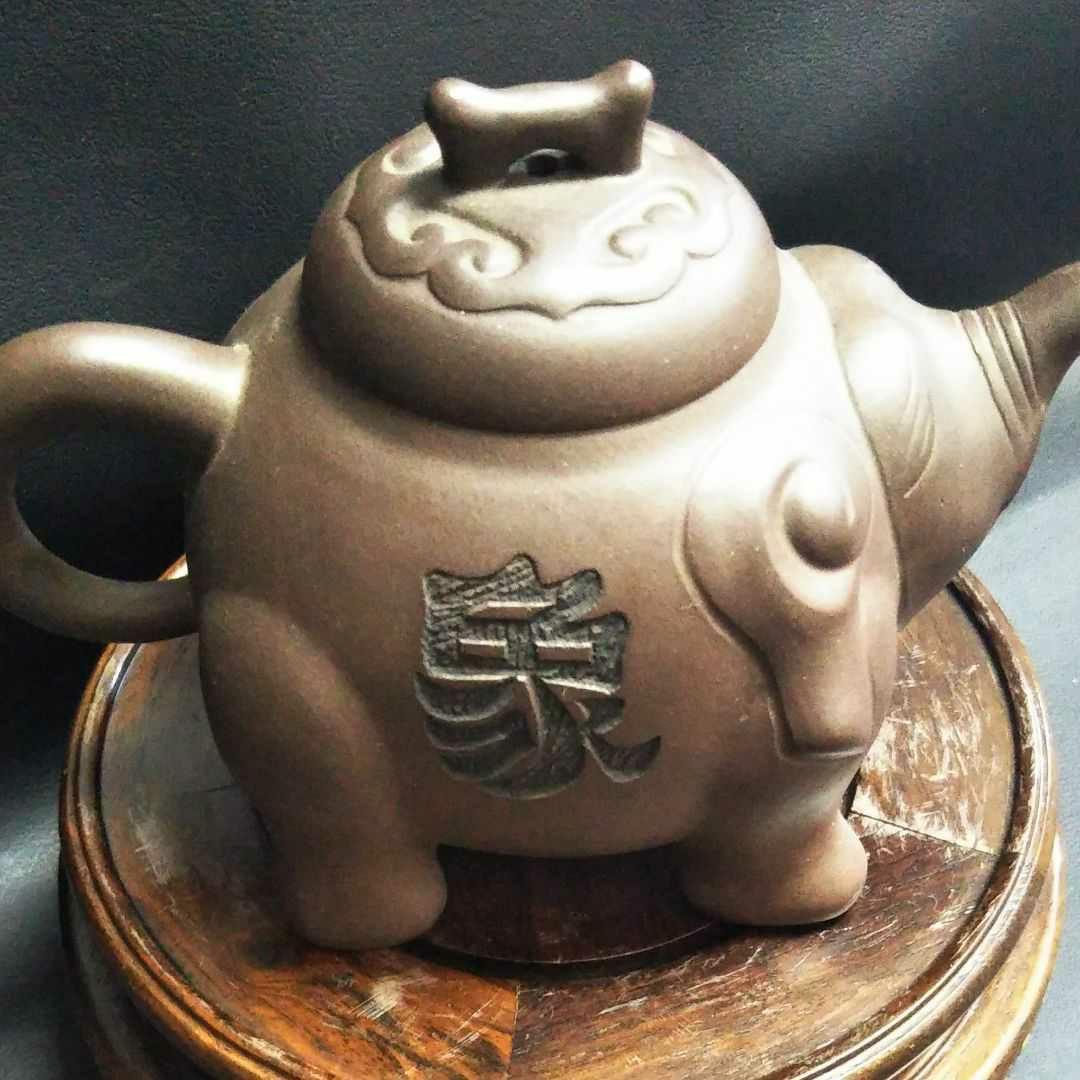 ※中国古美術/朱泥紫砂象型四足茶壺/(底款:周検風制)