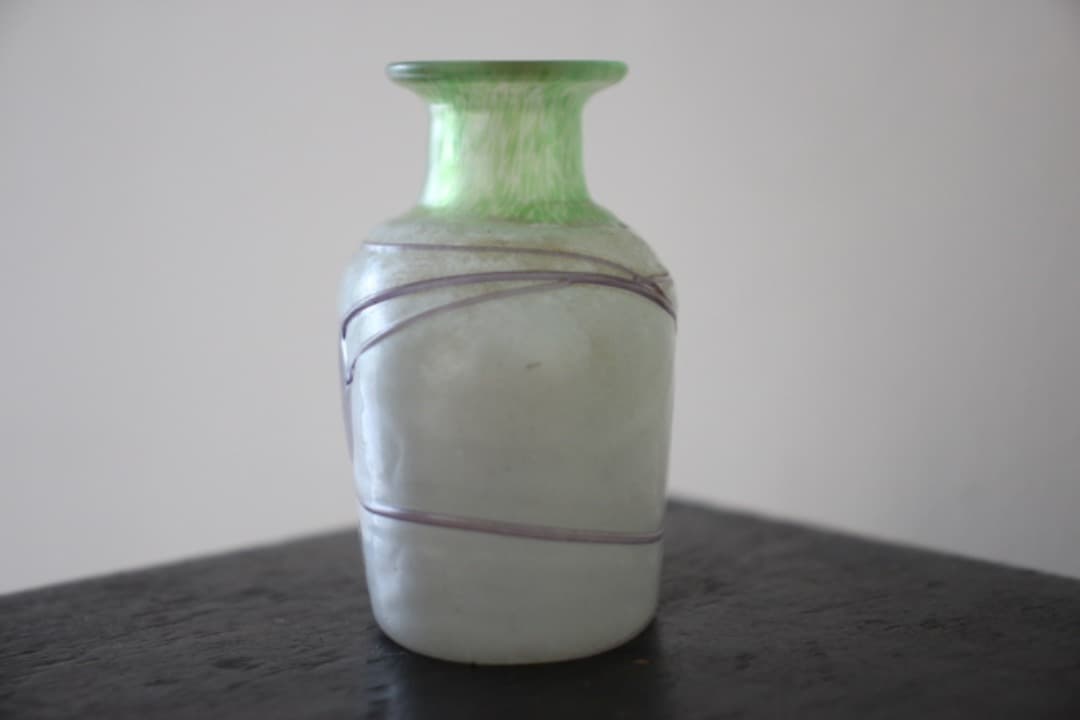 スウェーデン　コスタボダ　アーティストコレクション　ギャラクシー　小瓶　花瓶