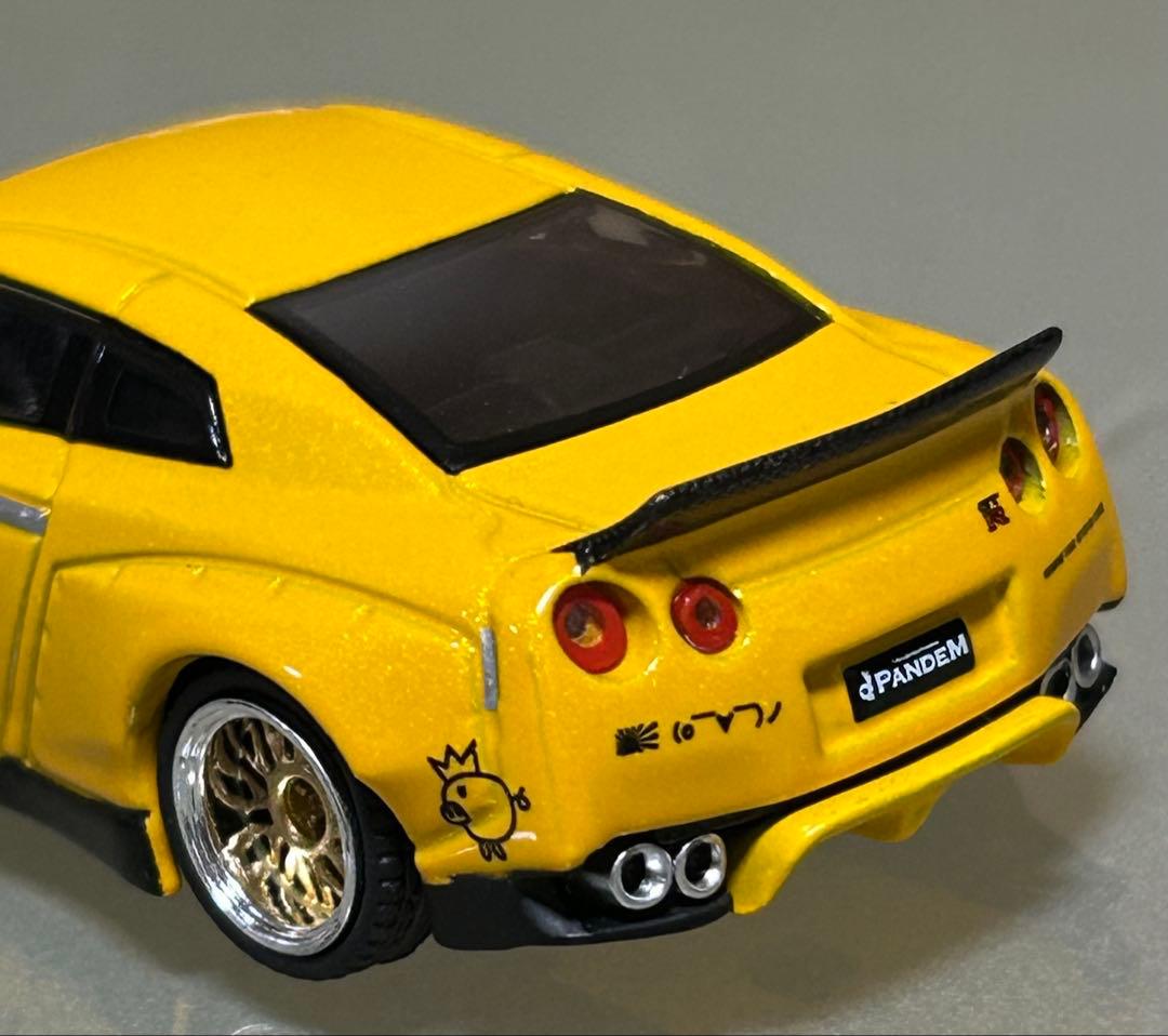 MINIGT 1/64 Pandem ニッサン GT-R 68 R35