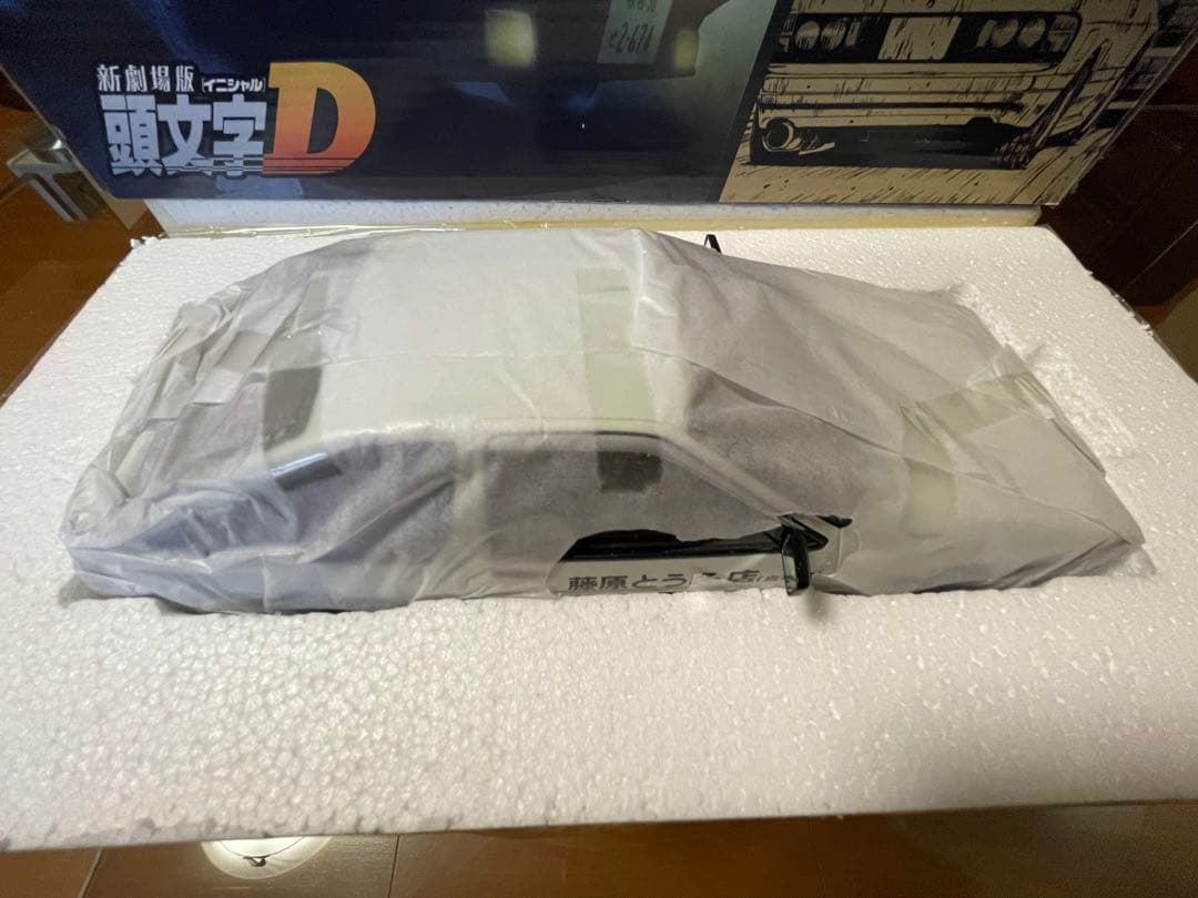 価格変更1/18 京商 スプリンタートレノ イニシャルD フィギュア付 未展示品
