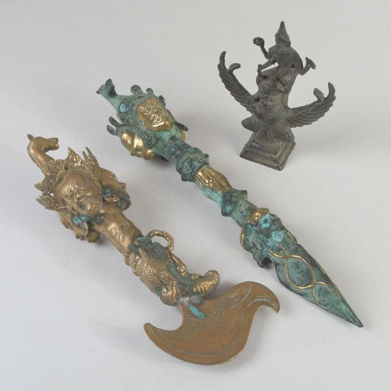 チベット密教法具　古銅鍍金　馬頭観音　金剛杵　独鈷杵など　3点　C　9240