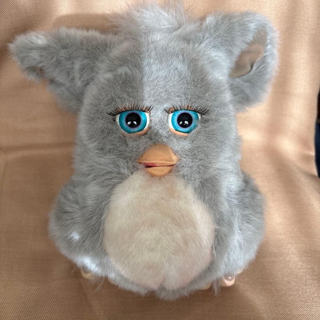 ファービー2 グレー ピンク、ブルーアイズ　タカラトミー