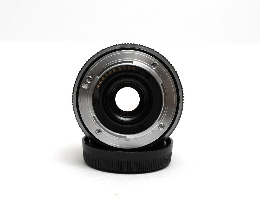 新品同様　FUJIFILM XF 18mm F2 R