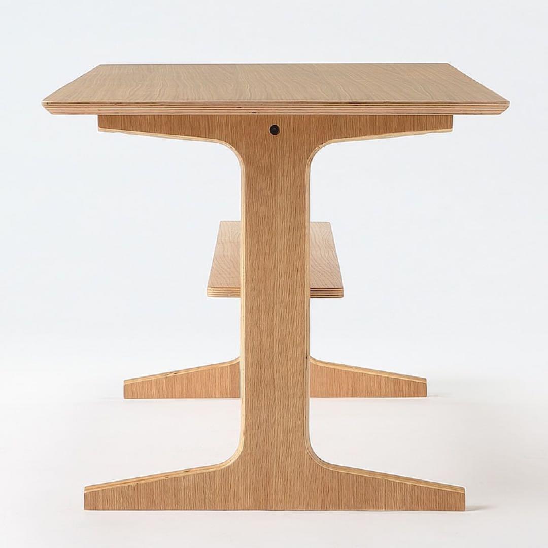 無印良品　リビングでもダイニングでもつかえるテーブル