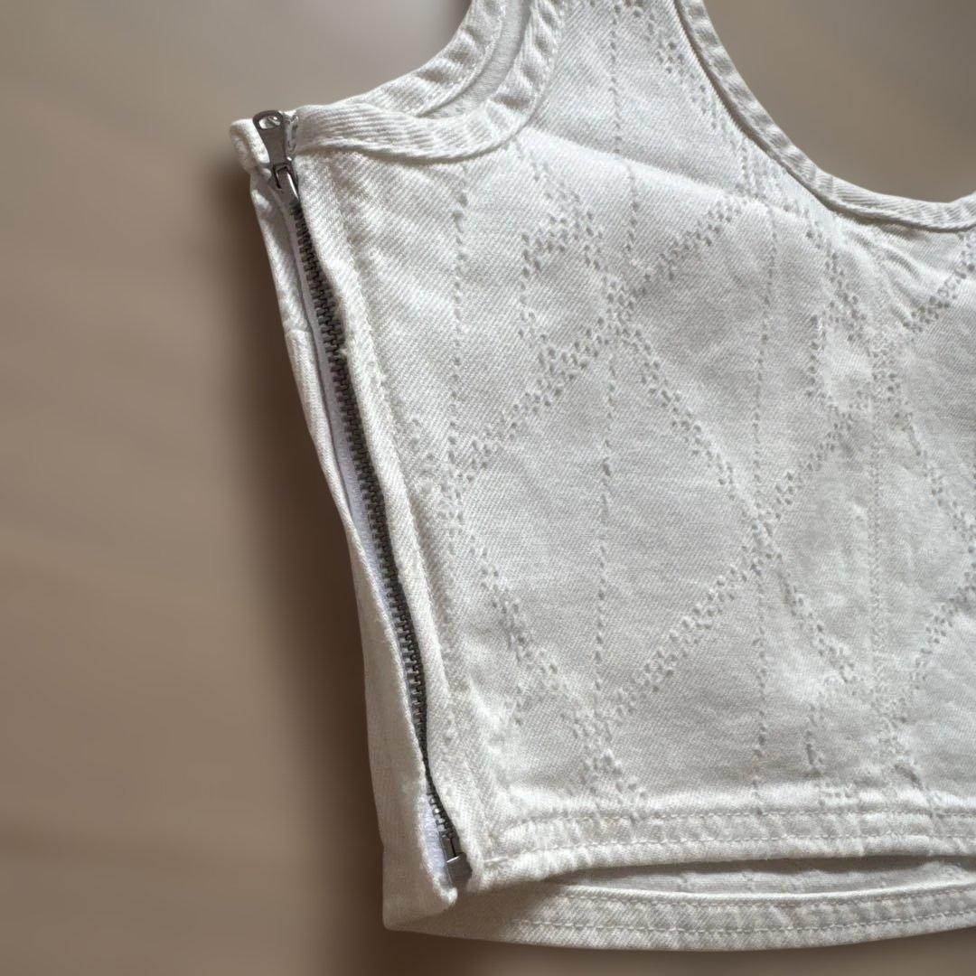 未使用☆ck カルバンクライン　タンクトップ オーバークロップドタンクトップ