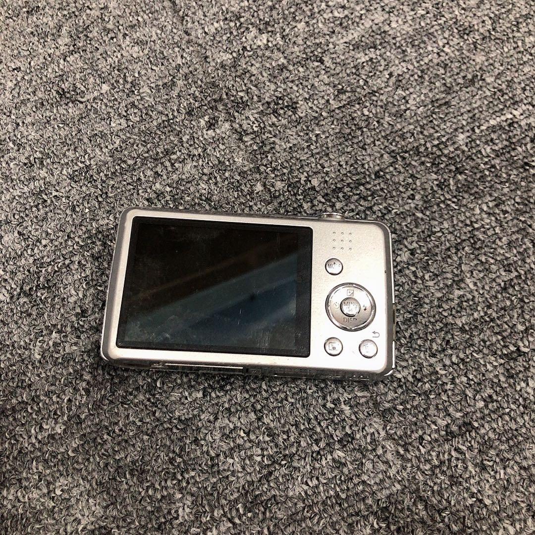 通電確認Panasonic DMC-FH6 デジタルカメラ　1個　マ098