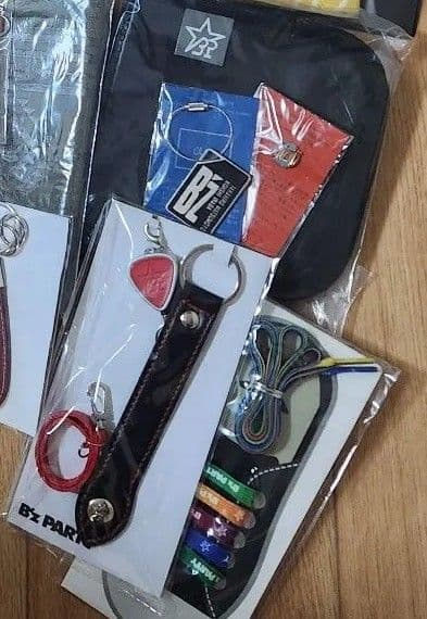 ゆ*ち様 B'z　継続記念品セット☆　27品？