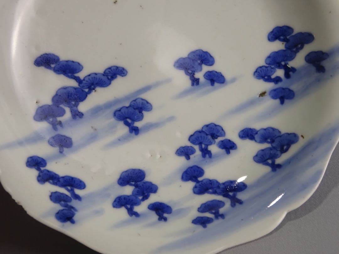 江戸時代　前期　古伊万里　藍九谷様式　染付　松林文　輪花形　皿　5客　銘々皿