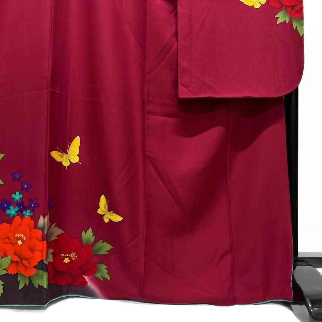 振袖　金彩　牡丹　花模様　蝶　ワインレッド　成人式 晴れの日 着物 052a p