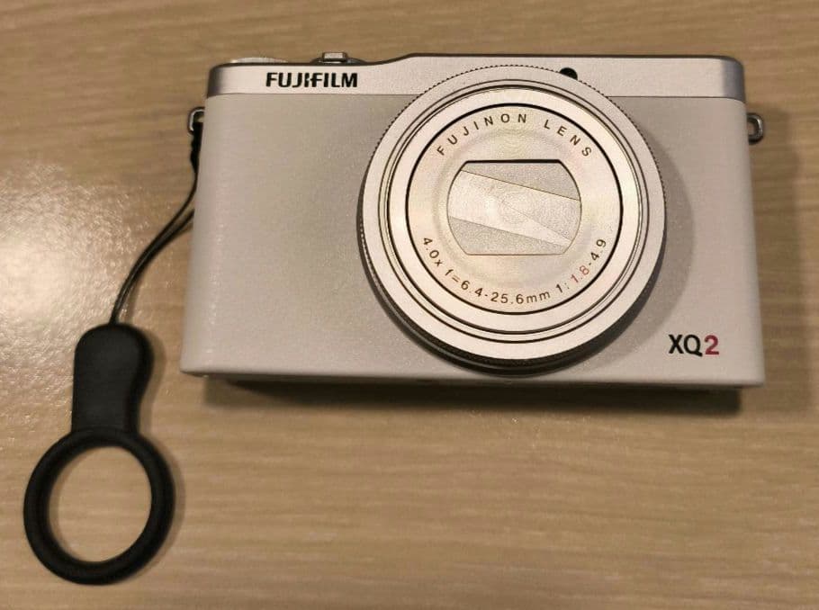 FUJIFILM XQ2 高級コンデジ Wi-Fi 動作確認済み 元箱付 美品