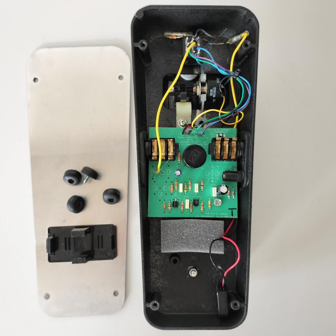 CRY BABY GCB-95トゥルーバイパス化 Blue LEDモディファイ