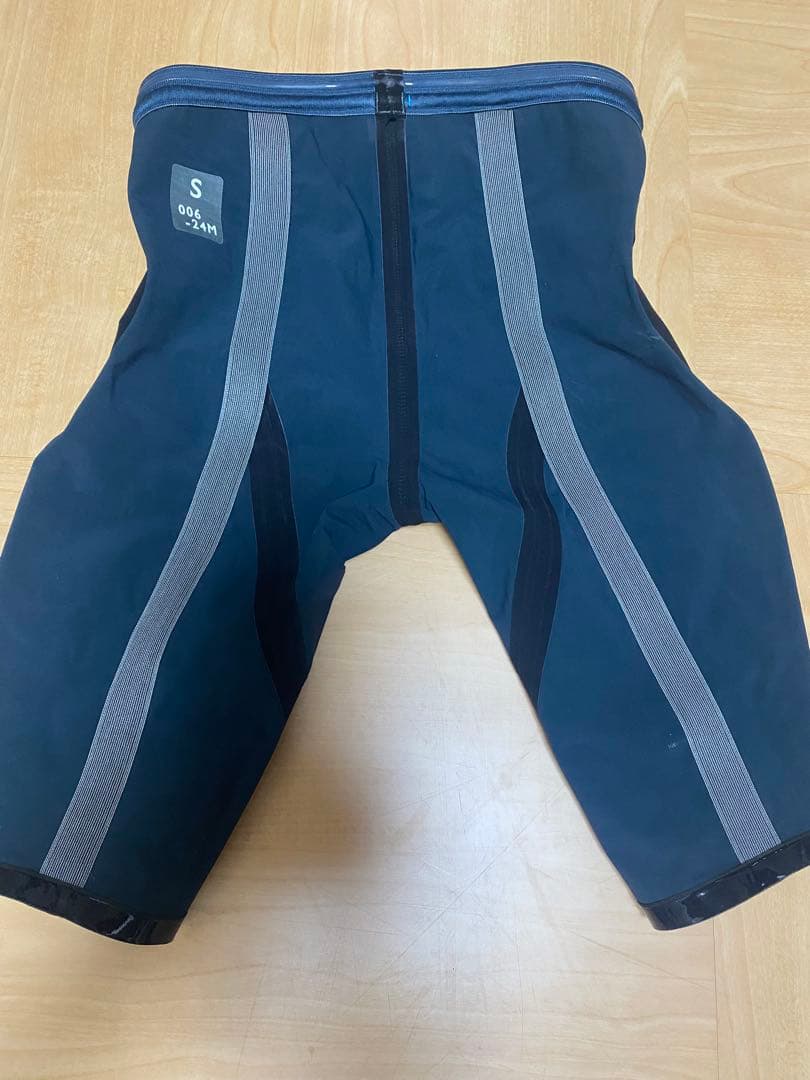 arena ARN-4001M 競泳水着 S BKBL 一度のみ使用　新品同様