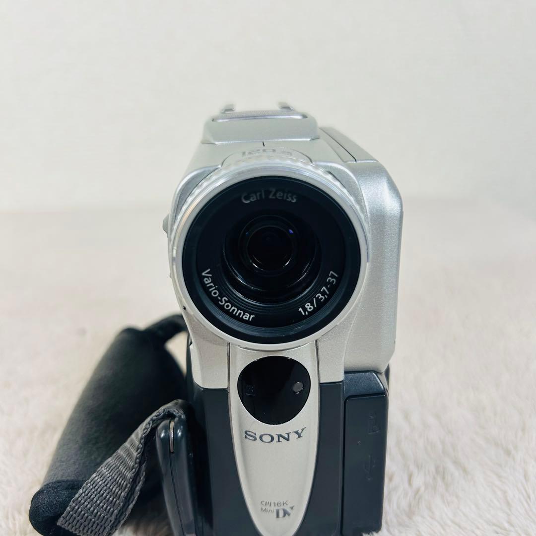 【美品】SONY DCR-PC101 デジタル ビデオカメラ 付属品あり