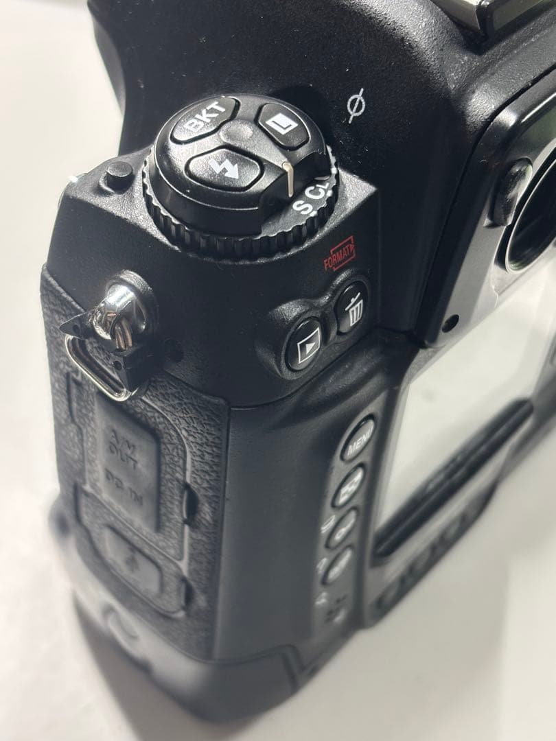 Nikon D2Xs デジタル一眼レフカメラ ジャンク