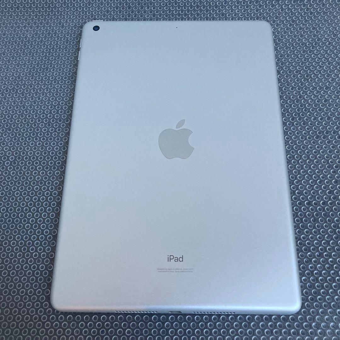 3562【早い者勝ち】美品☆iPad8 第8世代 32GB WIFIモデル☆