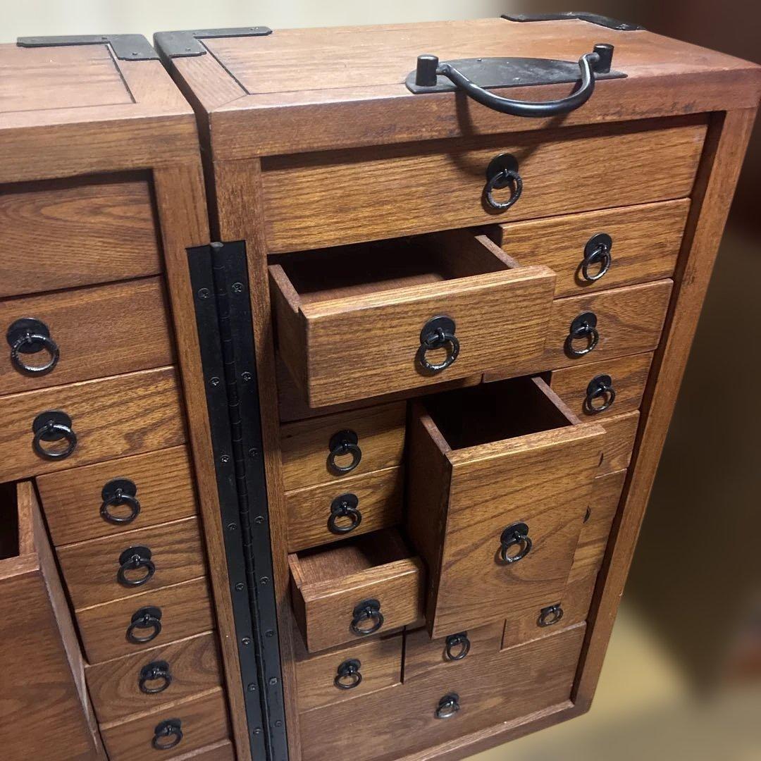 薬箪笥　観音開き　昭和レトロ 骨董　アンティーク家具　薬タンス