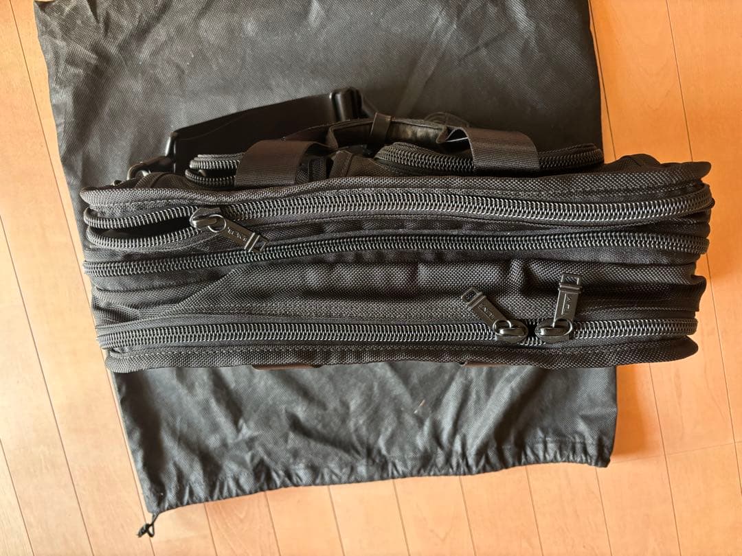 美品　TUMI トゥミ ビジネスバッグ　26141D4 ブラック