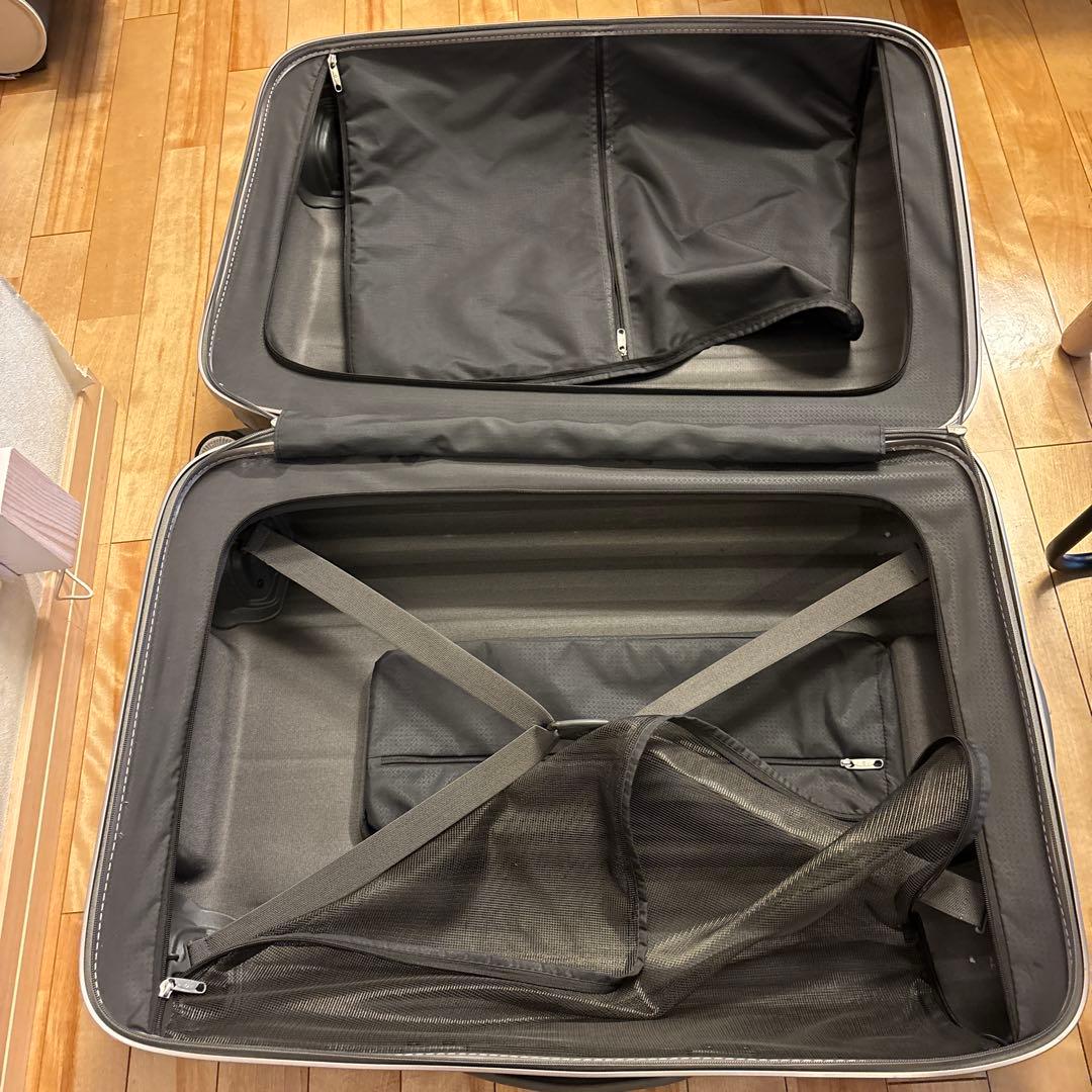 ASA、Samsonite シルバーキャリーケース 中型