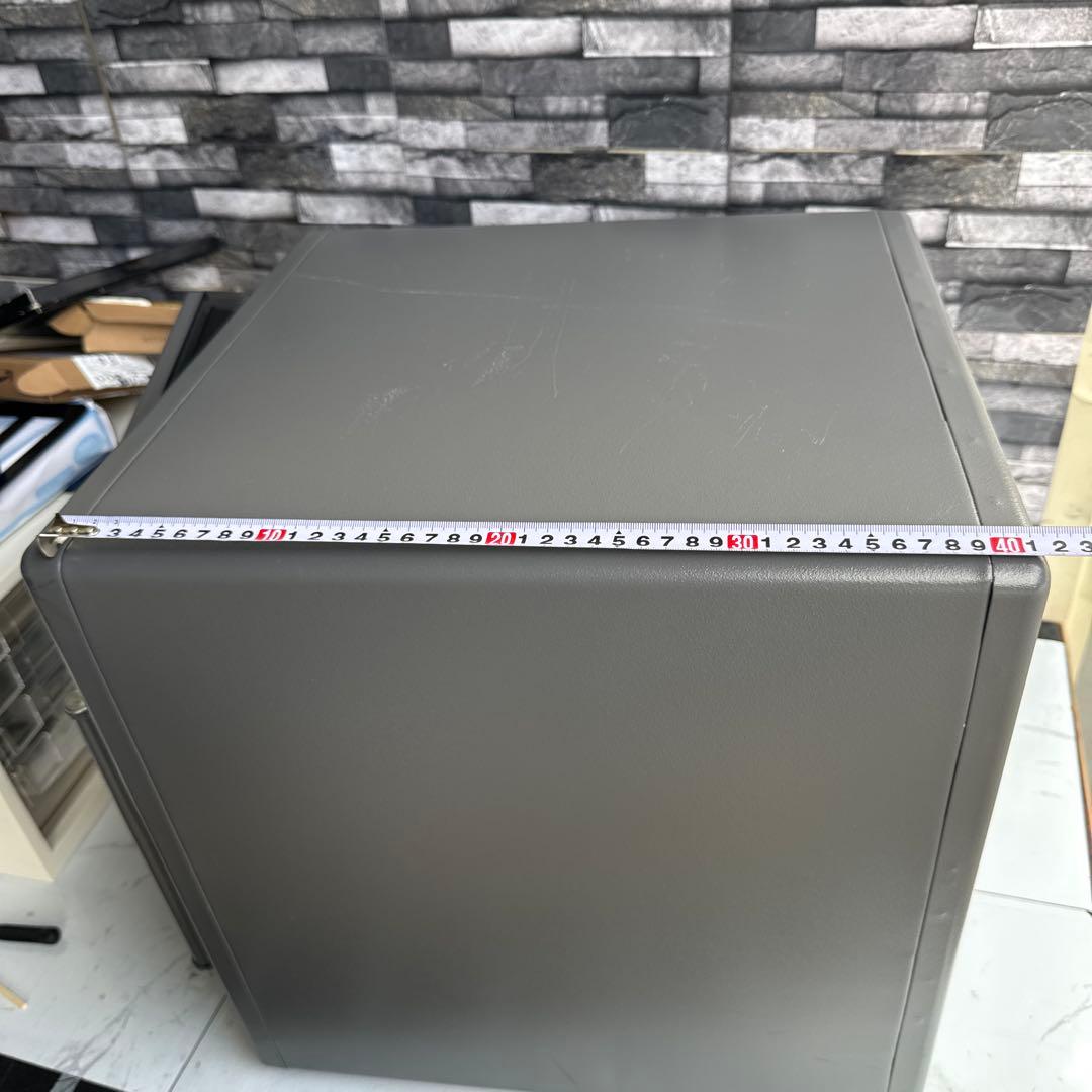 SentrySafe デジタル式耐火・防水金庫　テンキー式【A-165】