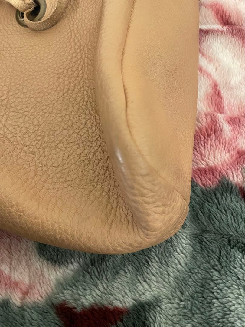 miu miu レザーハンドバッグ