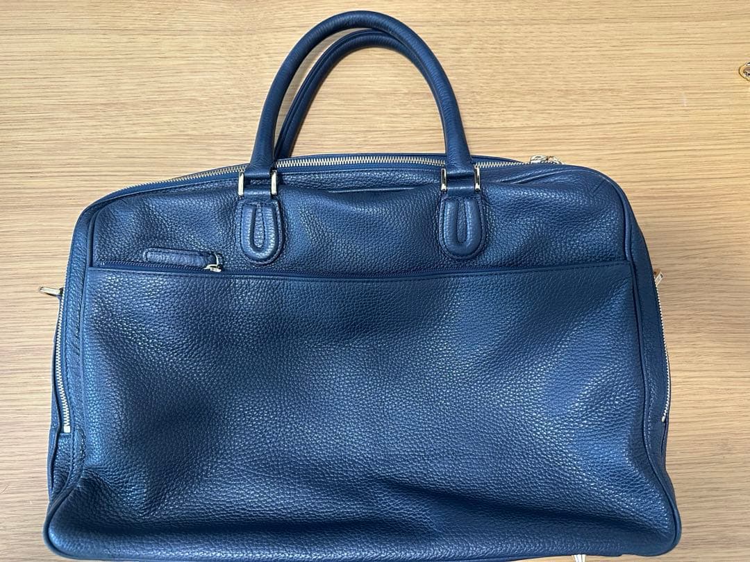 チマブエ ブリーフケース