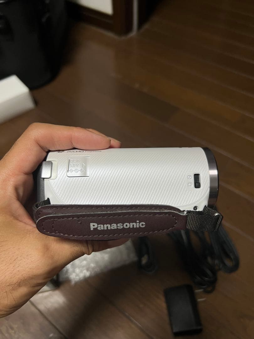 動作確認済　パナソニック　フルハイビジョン　ビデオカメラ　HC-V360M