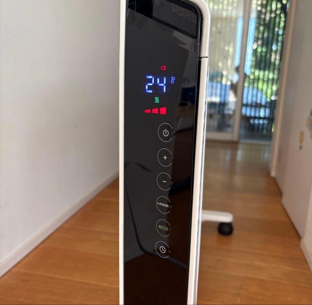 未使用級 デロンギ HXJ60L12-WH パネルヒーター