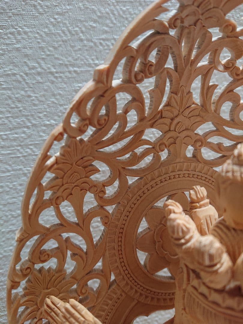 総柘植材 千手観音仏像