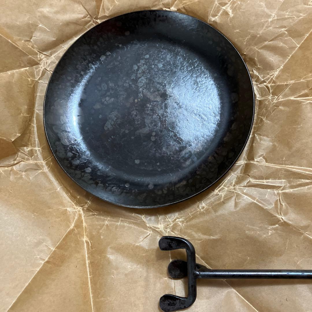 槙塚鉄工所　フライパンディッシュ TAKIBISM 中 小　未使用