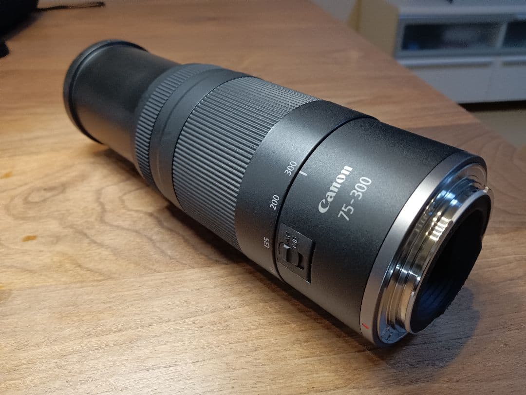 n*6様 【レンズガード付き】Canon RF 75-300mm F4-5.6【