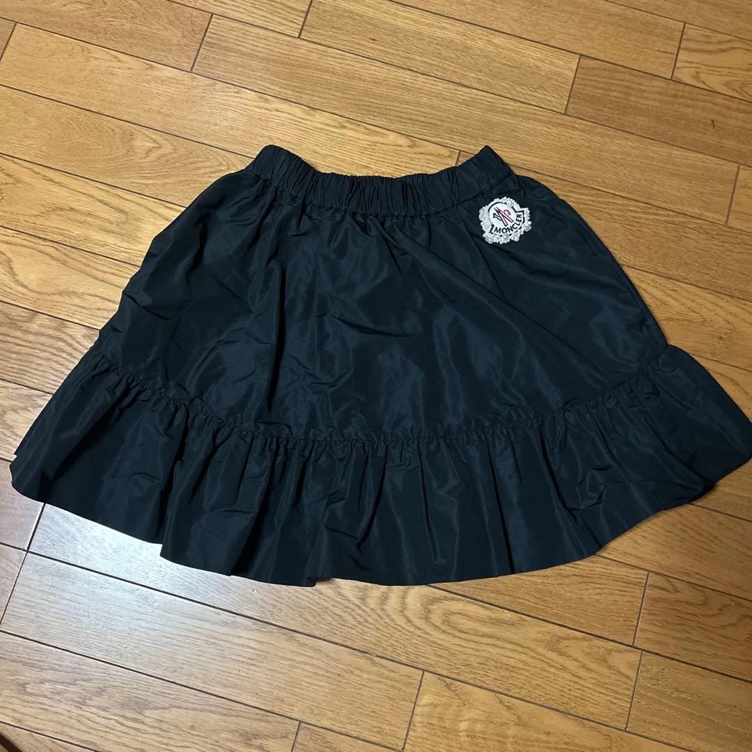 MONCLER 黒 フレアスカート 未使用タグ付き