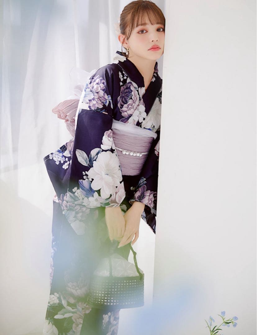 【値下げ】クラシカルフラワーブーケ【浴衣３点セット 浴衣/帯/下駄】　sugar