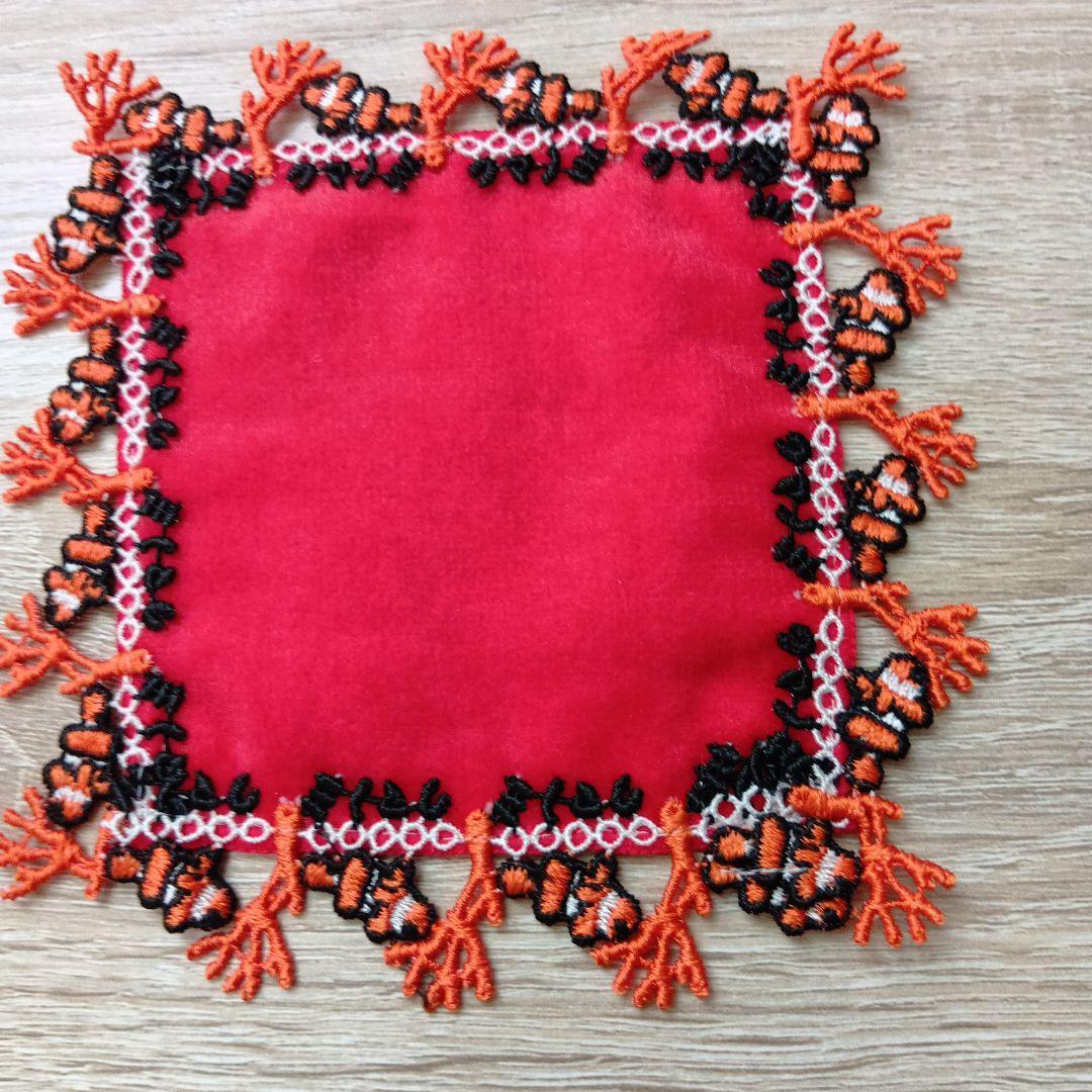 お値下げ Chikazawa 赤色 刺繍 タオルハンカチ