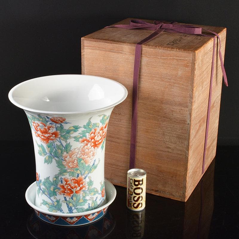 鍋島焼　色鍋島　七代　小笠原藤右衛門作　牡丹文　筒花瓶　共箱　M　R6701B