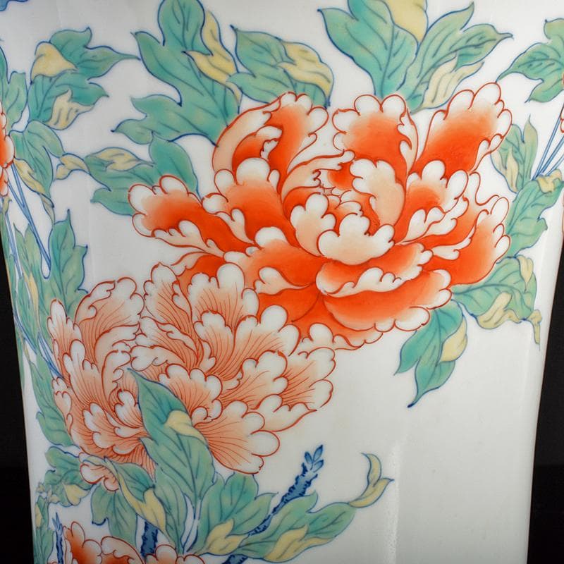 鍋島焼　色鍋島　七代　小笠原藤右衛門作　牡丹文　筒花瓶　共箱　M　R6701B