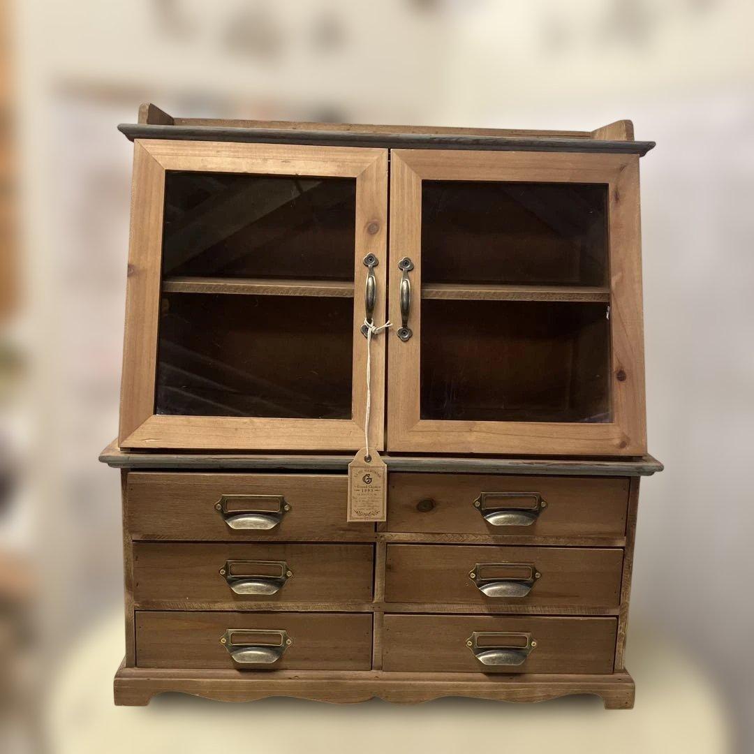 マニー グランシュマン 木製アンティーク風キャビネット ガラス2枚扉 引き出し6