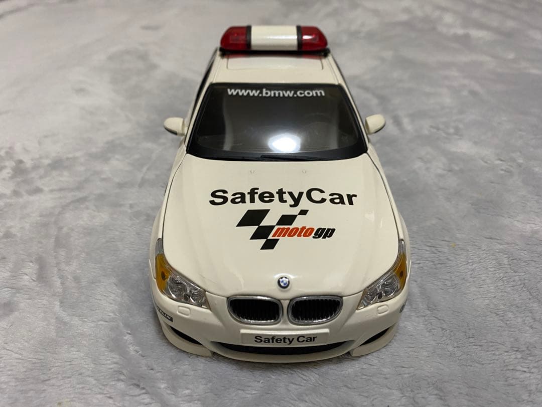 ミニカー Maisto BMW M5 Safety Car 1/18