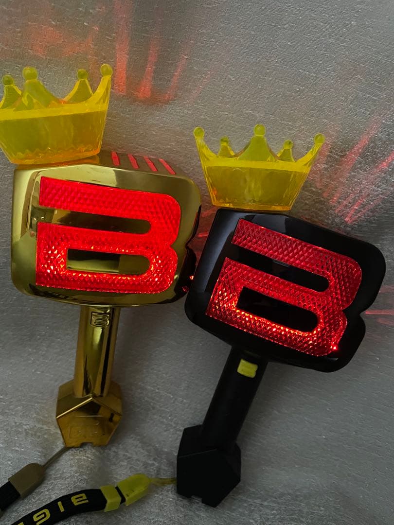 BIGBANG 王冠付きペンライト ブラック&ゴールド10周年ペンライト