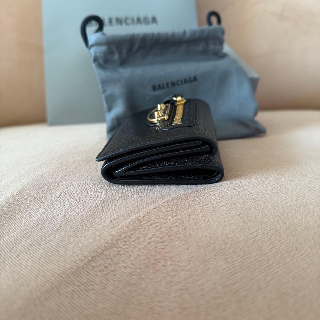 BALENCIAGA ブラックレザー 三つ折り財布