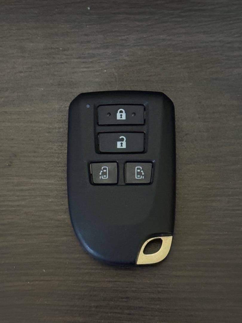 トヨタ　ハイエース　スマートキー　メカニカルキー