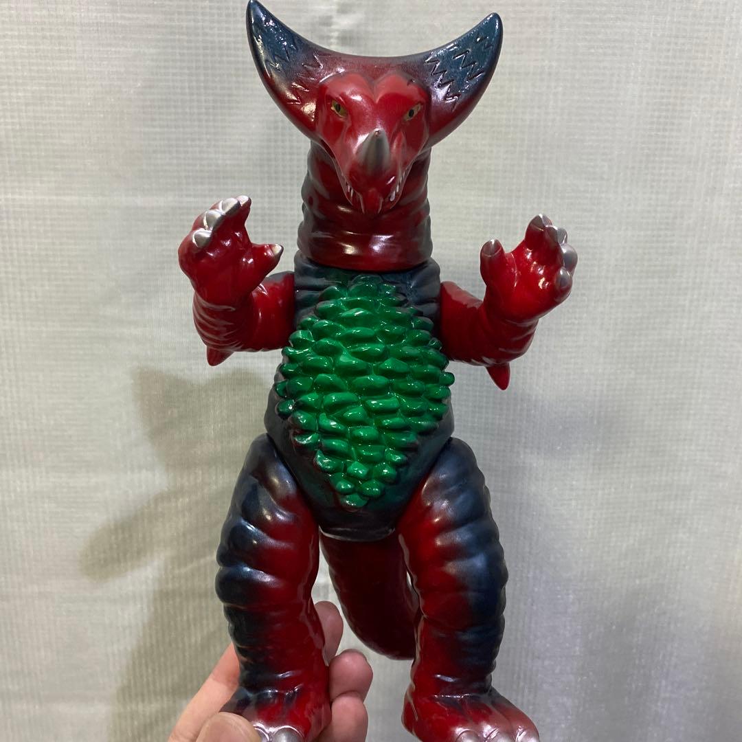 マーミット　ゴモラ