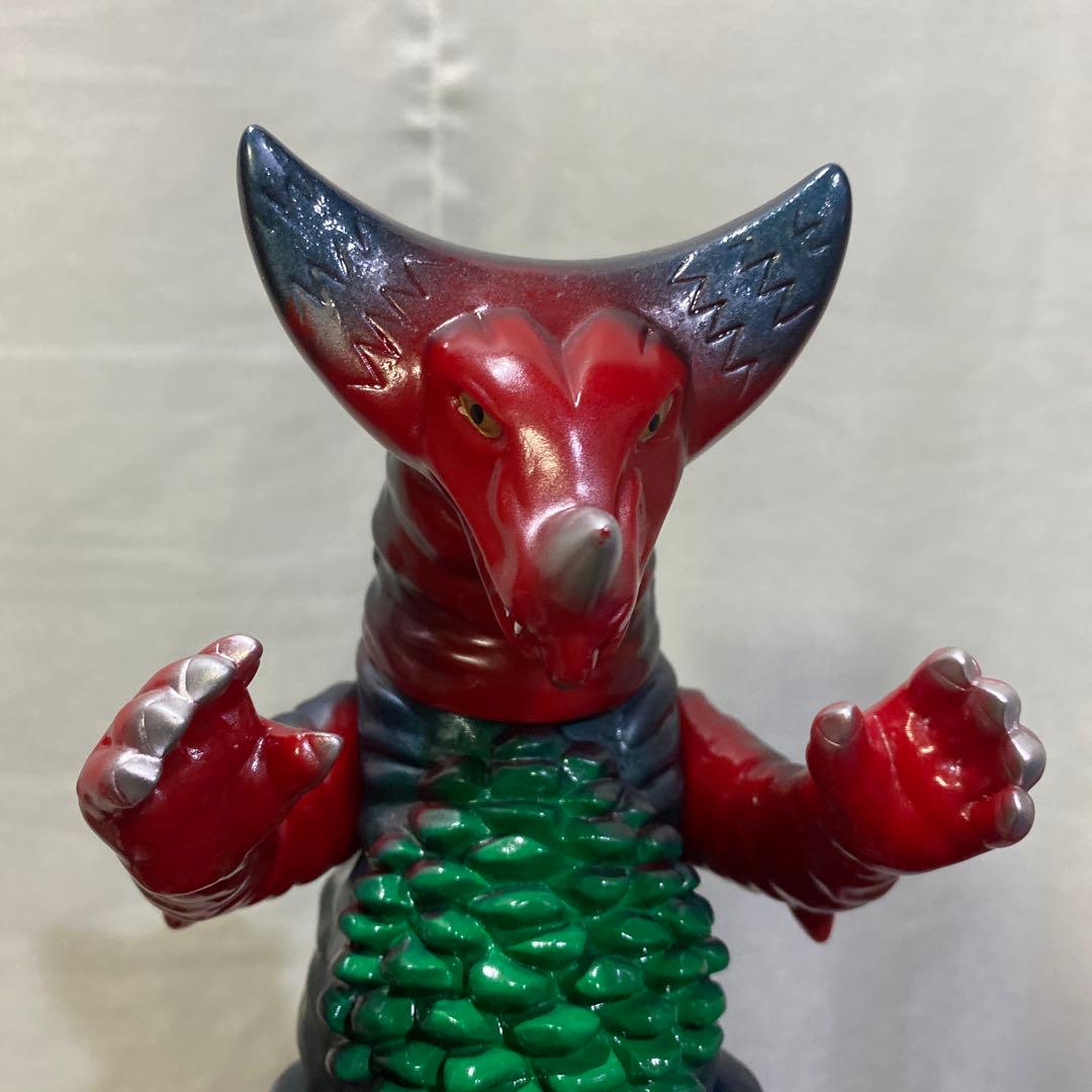 マーミット　ゴモラ