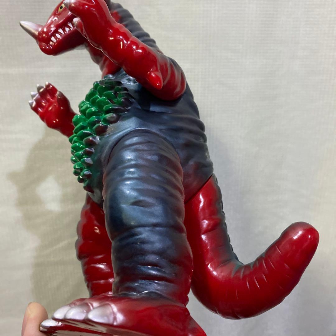 マーミット　ゴモラ