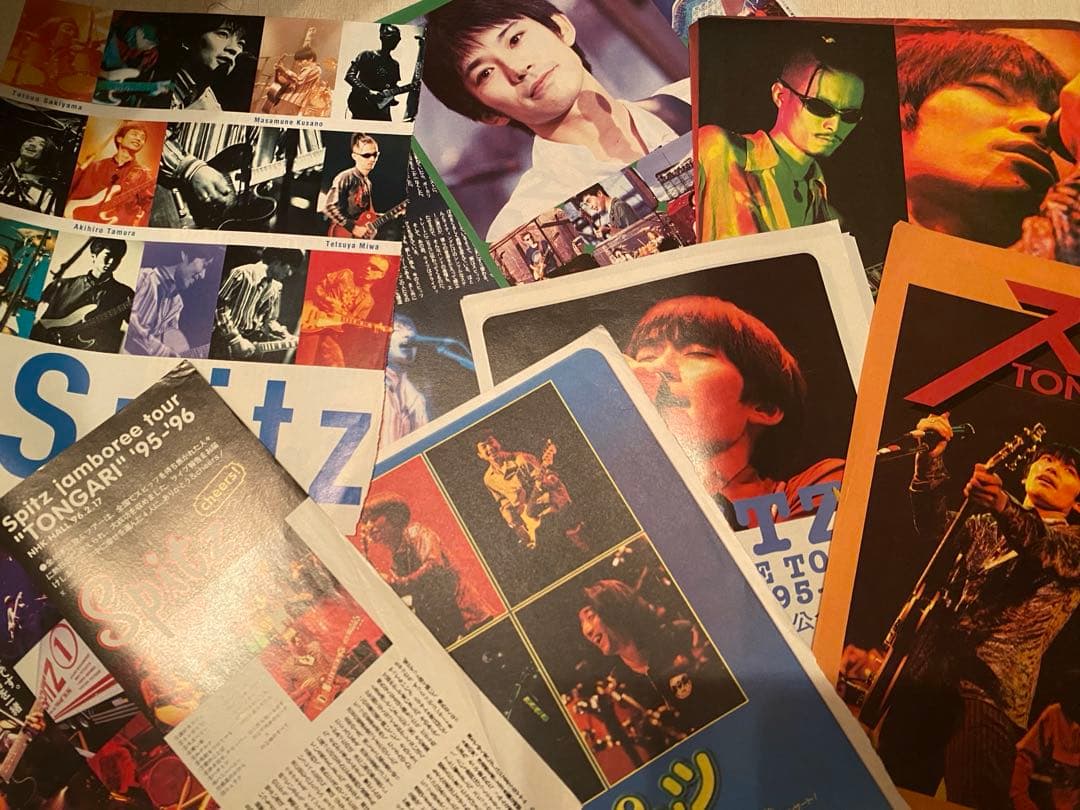 スピッツ　切り抜き　フライヤー　写真　レア　非売品　初期