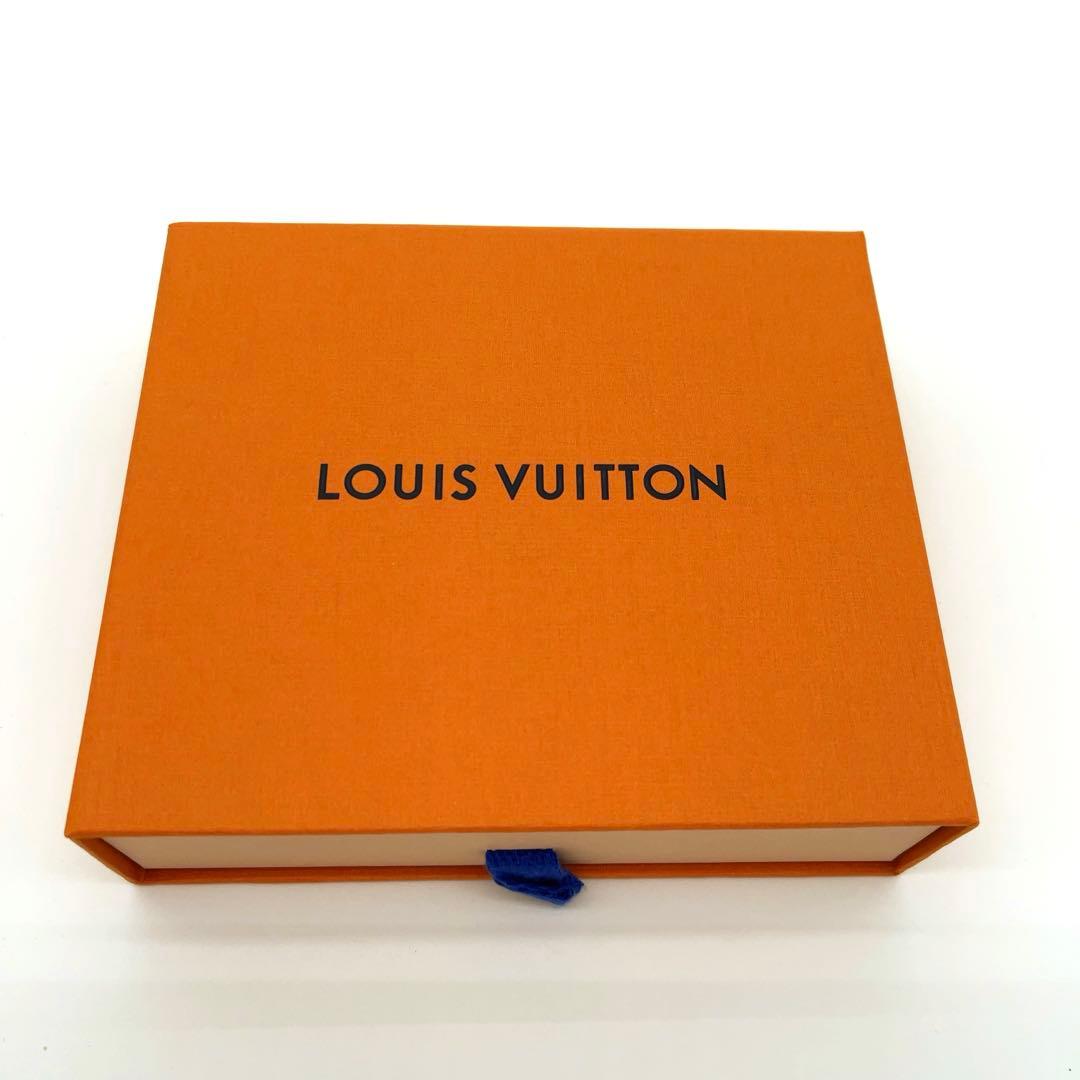 【極美品】箱付き！ルイヴィトン モノグラム ラウンドファスナー　二つ折り財布