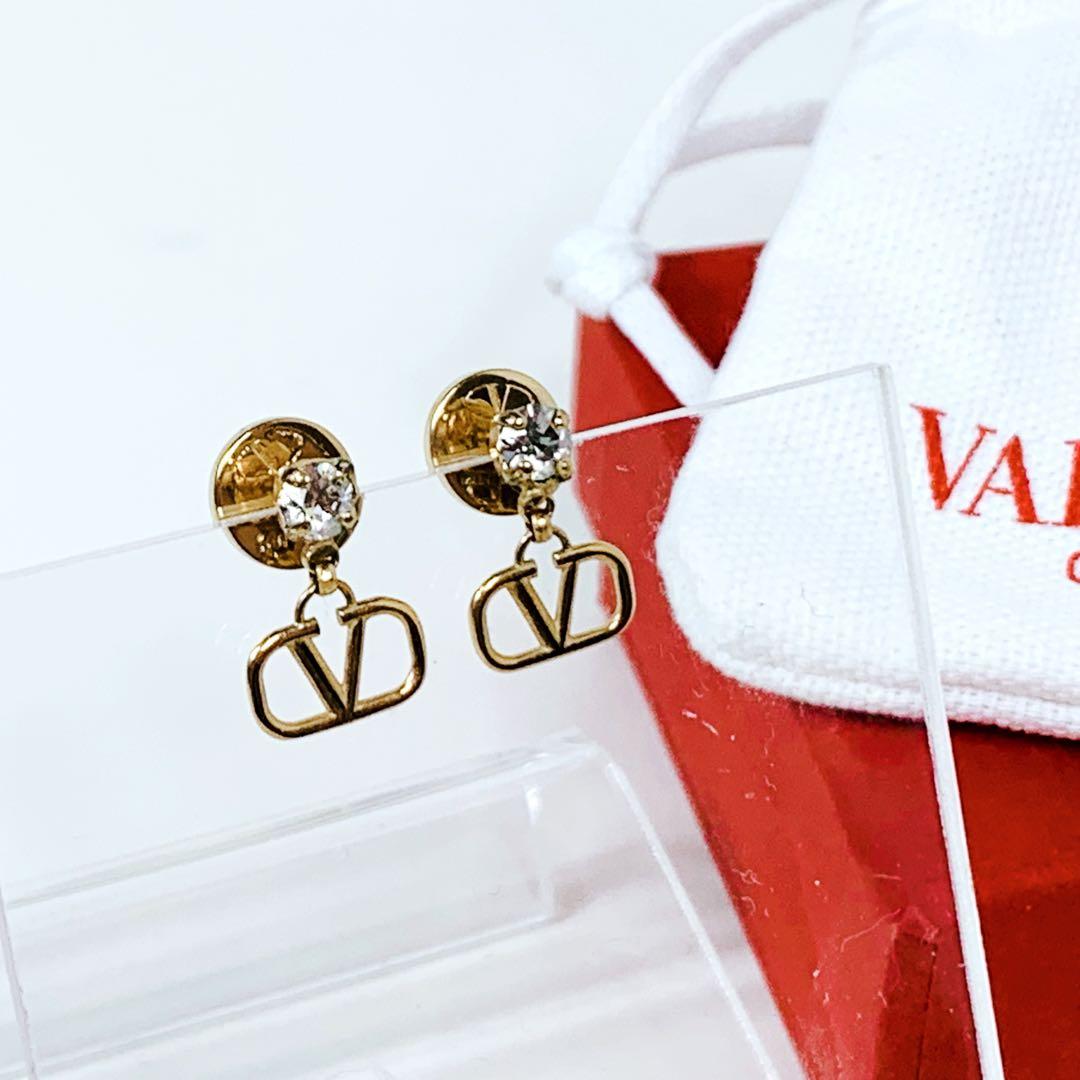 VALENTINO　GARAVANI　Vロゴピアス　ゴールド シグネチャー　箱付